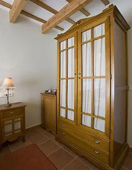 מלון Hotel Es Mercadal 4*