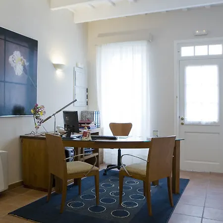 מלון Hotel Es Mercadal
