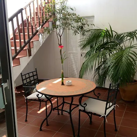 Hotel Es Mercadal 4* אס מרקדל