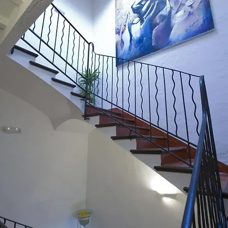 מלון Hotel Es Mercadal 4*