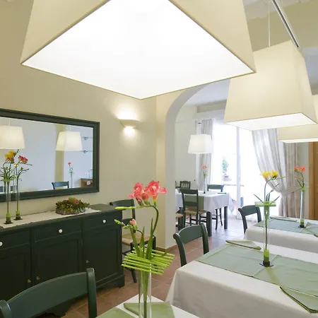 إس ميركادال هوتل فندق إيز ميركاذال